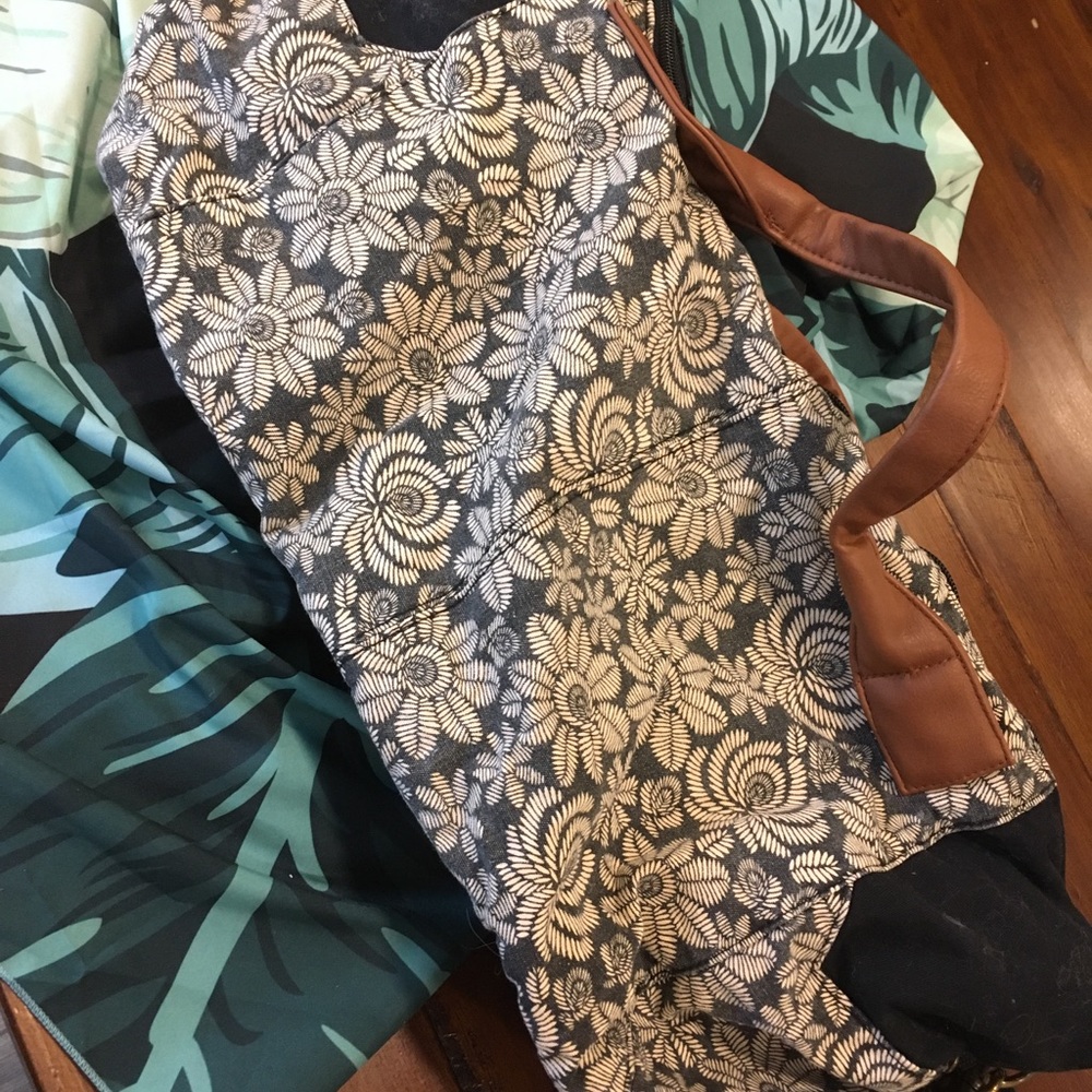 Mossimo floral cotton duffel bag